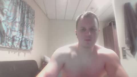 linlin749715 online show from April 2026 01:00:02 AM