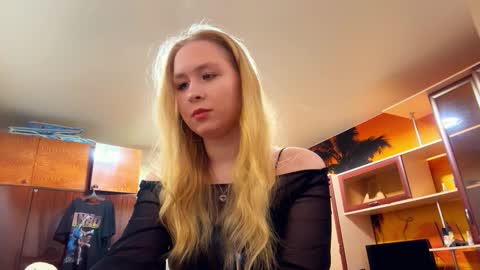 Snapshot of linncrisafi chatting on February 2026 09:22:01 PM Rose online show from February 2026 09:22:01 PM