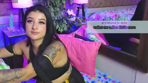 Snapshot of linoshka_1 chatting on February 2025 05:01:02 PM Luciana online show from February 2025 05:01:02 PM