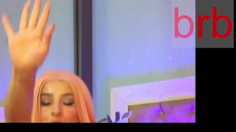 Snapshot of linoshka_1 chatting on March 2025 12:04:02 AM Luciana online show from March 2025 12:04:02 AM