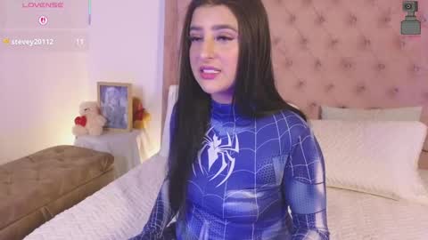 Snapshot of linoshka_1 chatting on October 2025 08:39:02 PM Luciana online show from October 2025 08:39:02 PM