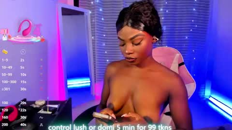 Snapshot of linsyadams chatting on September 2025 03:50:02 AM online show from September 2025 03:50:02 AM