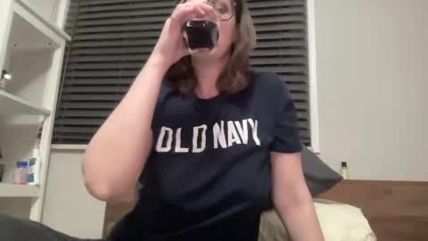 Snapshot of linusloves chatting on February 2026 06:17:02 AM linusloves online show from February 2026 06:17:02 AM