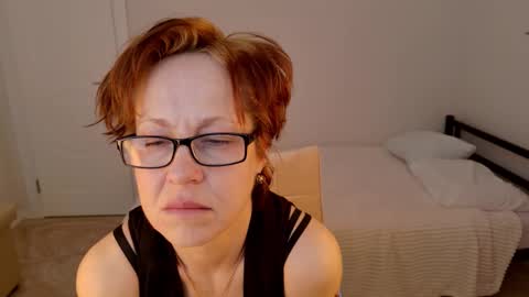 Liora Weiss online show from March 2026 08:30:01 AM