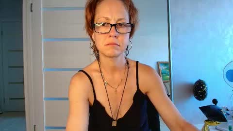Liora Weiss online show from June 2026 10:14:02 AM