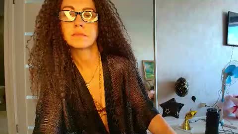 Liora Weiss online show from June 2026 09:23:01 AM