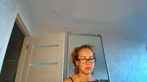 Liora Weiss online show from June 2026 02:42:01 PM