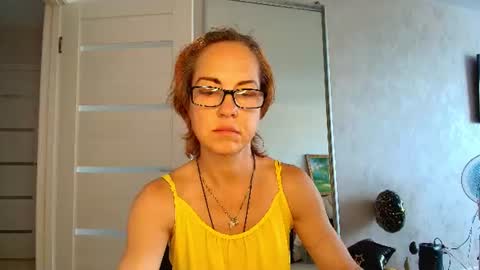 Liora Weiss online show from June 2026 12:25:01 PM