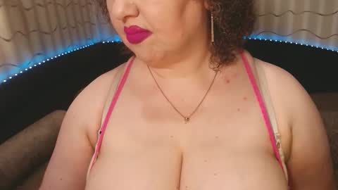 Snapshot of lipsaddiction chatting on March 2026 02:46:02 PM LIpsAddiction online show from March 2026 02:46:02 PM