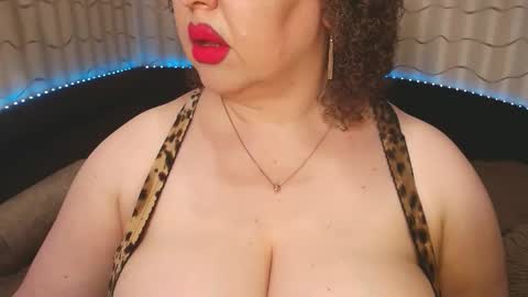 Snapshot of lipsaddiction chatting on March 2026 11:45:02 PM LIpsAddiction online show from March 2026 11:45:02 PM