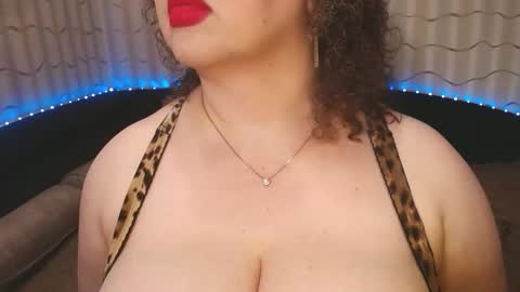 Snapshot of lipsaddiction chatting on April 2026 10:12:01 PM LIpsAddiction online show from April 2026 10:12:01 PM