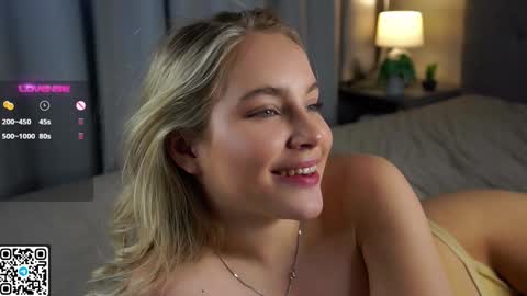 Snapshot of lipswithsmileonthem chatting on December 2024 04:20:02 AM Amelia online show from December 2024 04:20:02 AM