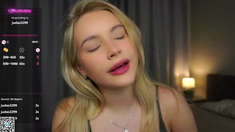 Snapshot of lipswithsmileonthem chatting on January 2025 01:11:01 AM Amelia online show from January 2025 01:11:01 AM