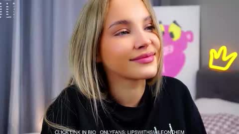 Snapshot of lipswithsmileonthem chatting on October 2025 01:08:02 AM Amelia online show from October 2025 01:08:02 AM