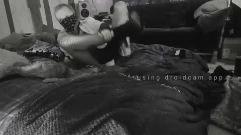 liquid_sky_ online show from October 2025 05:17:02 AM