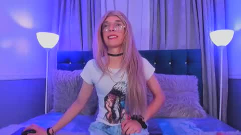 Snapshot of lis_pearson chatting on February 2026 03:48:01 AM Lis online show from February 2026 03:48:01 AM