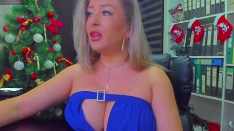 lisa online show from December 2024 03:45:02 AM