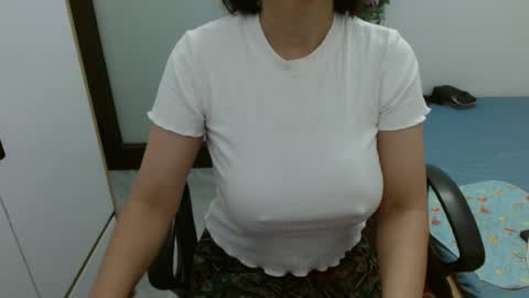 lisa_1011 online show from July 2026 10:11:01 PM