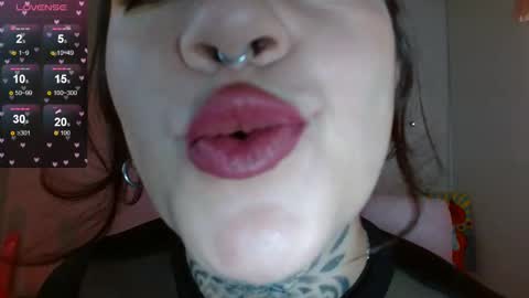 Lisa online show from February 2025 10:15:02 PM