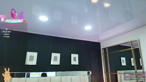 Lisa online show from October 2025 12:35:01 PM