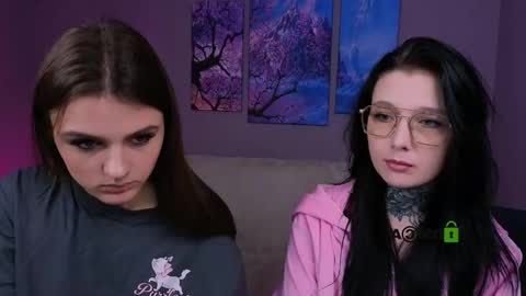 Lisa online show from November 2025 12:55:01 PM