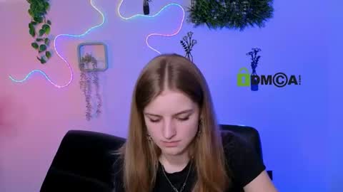 Snapshot of lisa_dark_ chatting on July 2026 09:19:02 AM Lisa online show from July 2026 09:19:02 AM