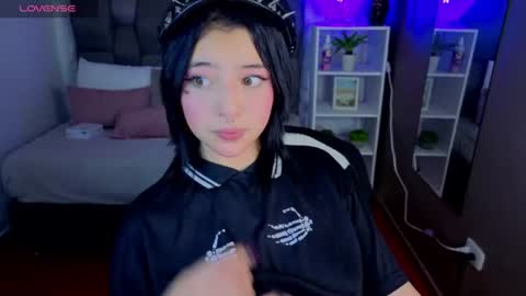lisa dolly nyx online show from June 2026 05:24:01 AM