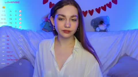 Lisa and Katerina online show from March 2025 05:20:01 AM