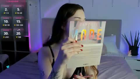 lisa_moons online show from March 2025 02:18:01 PM