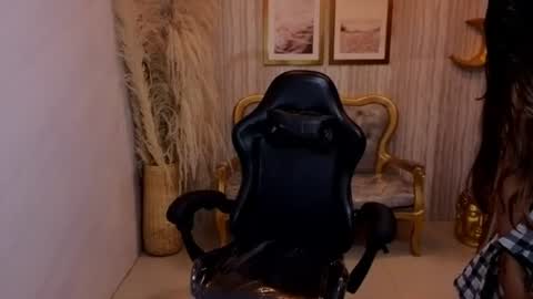 Liz online show from July 2026 08:58:01 PM