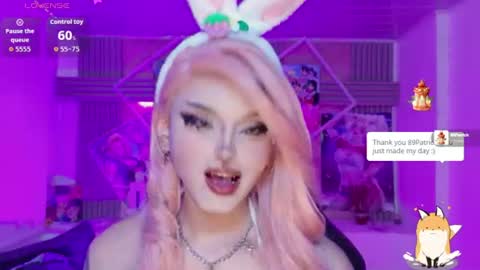 lisa_sparkleee online show from July 2026 11:13:02 PM