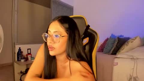 Snapshot of lisa_t08 chatting on November 2025 03:37:02 AM Lisa Thompson online show from November 2025 03:37:02 AM