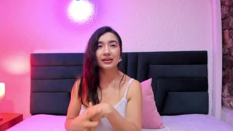 lisa white  online show from May 2026 08:58:02 PM