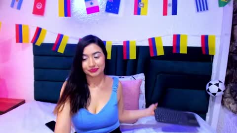 lisa white  online show from June 2026 08:21:01 PM