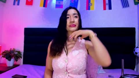 lisa white  online show from July 2026 08:48:02 PM