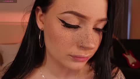 Snapshot of lisaaaliss chatting on June 2026 11:11:02 AM lisaaaliss online show from June 2026 11:11:02 AM