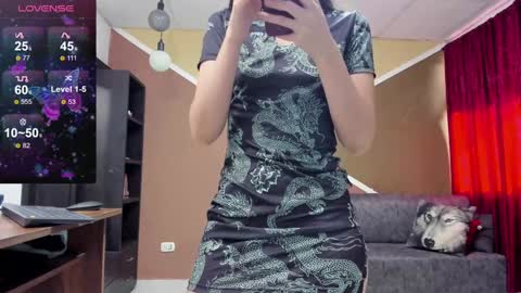 Snapshot of lisagray_1 chatting on January 2025 08:37:01 PM Lisa Gray Independent Model online show from January 2025 08:37:01 PM