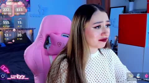   LISA   online show from February 2025 09:40:01 PM