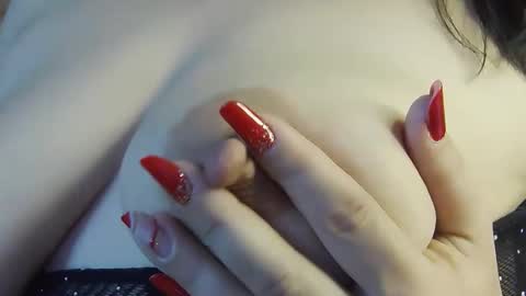 Snapshot of lisamaze chatting on December 2025 07:53:02 PM SofiaHanson online show from December 2025 07:53:02 PM