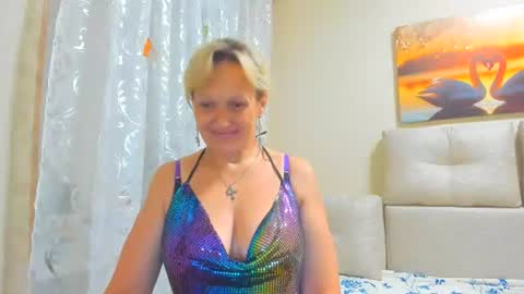 Lisasimsxs online show from July 2026 01:09:02 AM
