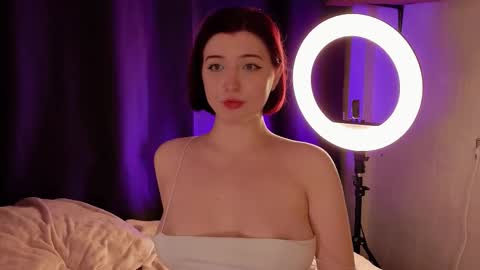 Snapshot of lisavamp chatting on October 2025 12:57:01 AM LisaVamp online show from October 2025 12:57:01 AM