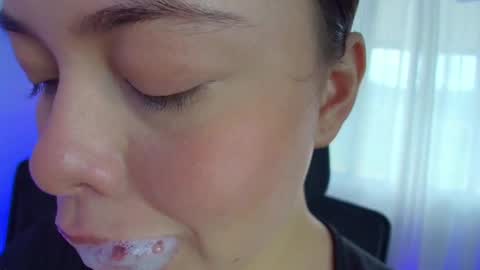 Lisbet online show from January 2025 07:04:02 PM