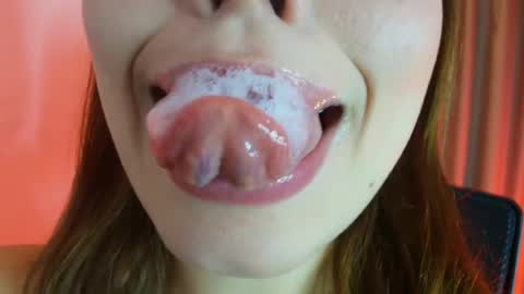 Lisbet online show from July 2026 09:22:01 PM