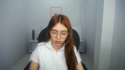 Liseth Fox online show from January 2025 03:54:02 PM