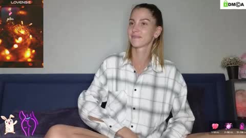 Kris Maks online show from September 2025 05:12:02 PM