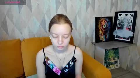 Snapshot of lissa_kitsune chatting on February 2025 06:59:02 AM Lissa online show from February 2025 06:59:02 AM