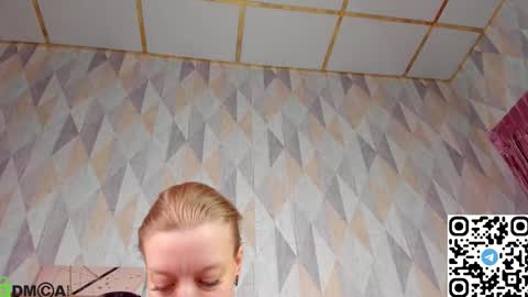 Snapshot of lissa_kitsune chatting on October 2025 06:18:01 PM Lissa online show from October 2025 06:18:01 PM