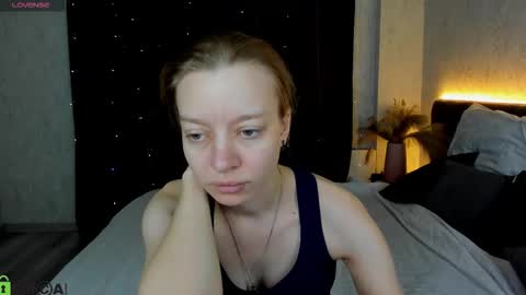 Snapshot of lissa_kitsune chatting on December 2025 08:10:01 AM Lissa online show from December 2025 08:10:01 AM