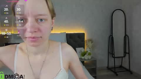 Snapshot of lissa_kitsune chatting on February 2026 09:47:02 AM Lissa online show from February 2026 09:47:02 AM