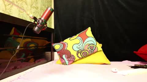 Snapshot of lissaho chatting on December 2024 05:28:02 PM Lissa Ross online show from December 2024 05:28:02 PM